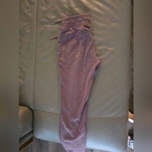 Lululemon Scuba Pants dusty pink